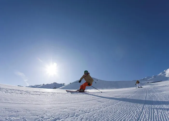 Flat Near Four Lifts In דירה